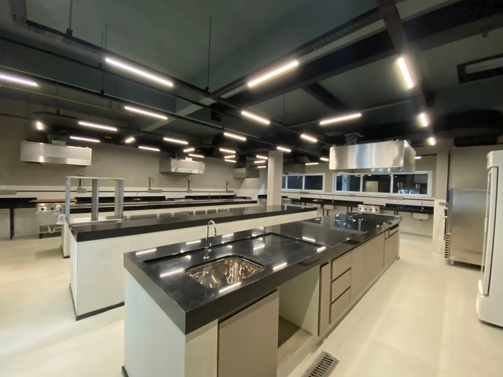 Faculdade de Gastronomia PUC Campinas · estrutura de concreto